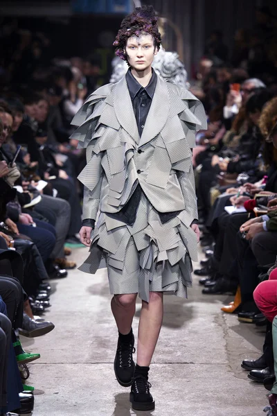 Look 2